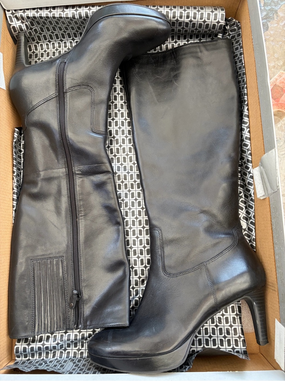 Rockport Black Leather Knee-High Heeled Boots